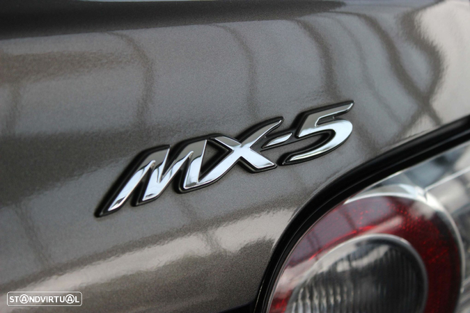 Mazda MX-5 MZR 1.8 Exclusive - 8