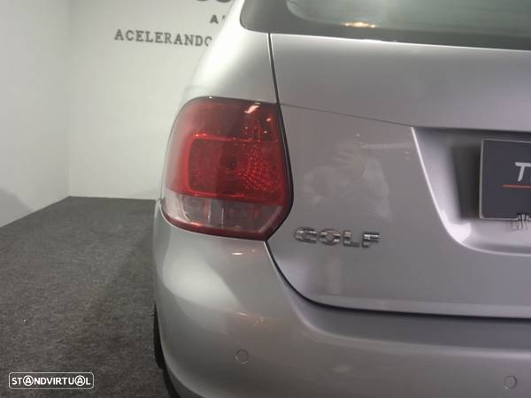 VW Golf Variant 2.0 TDi DPF Confortline - 9