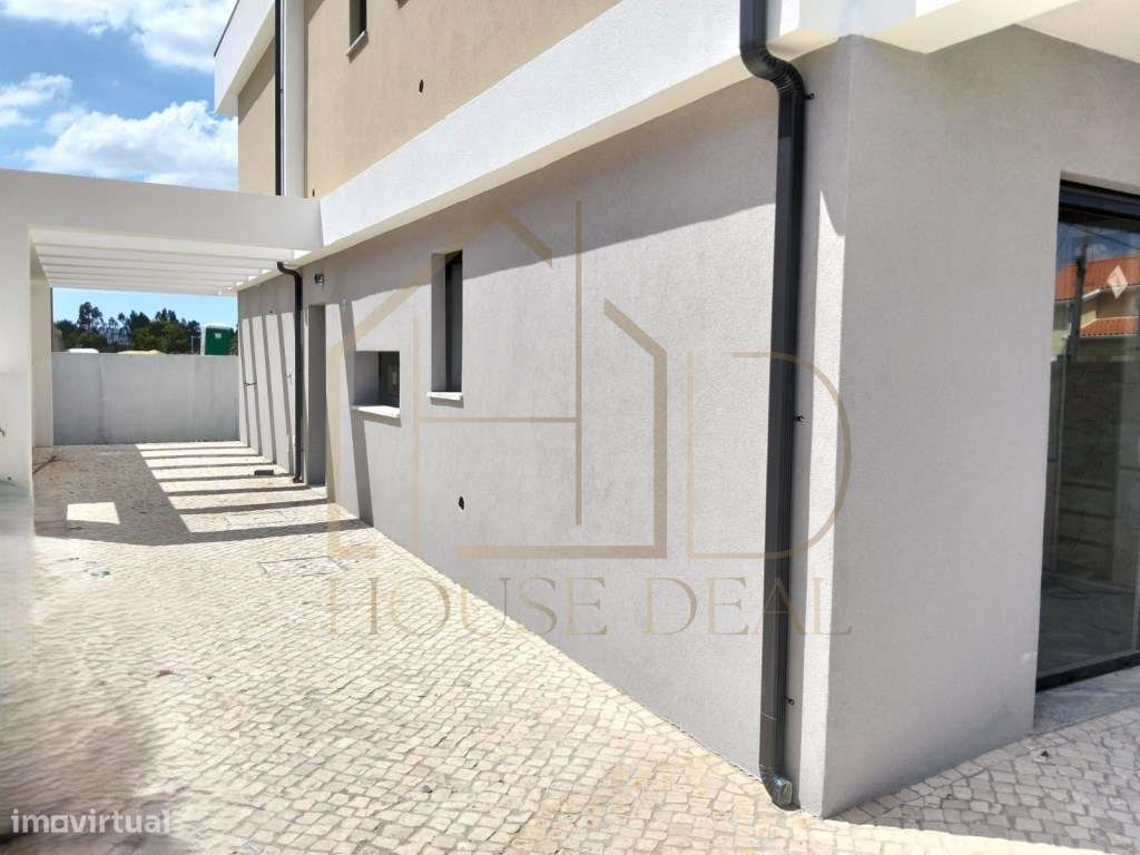 QUASE PRONTA!!! Moradia T3 com Pérgola. Pinhal do General. Fernão F...-3