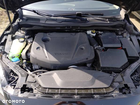 Volvo V40 D2 Drive-E Momentum - 25