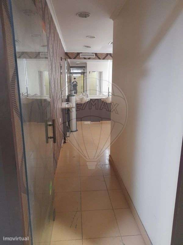 Loja  para arrendamento - Grande imagem: 2/6