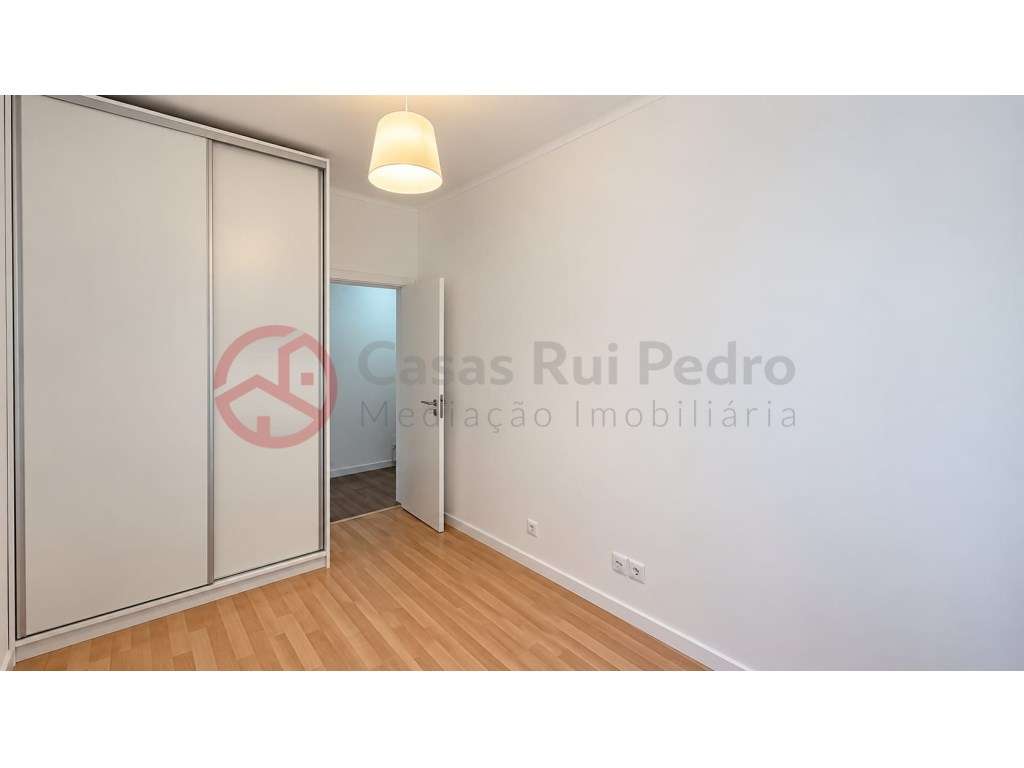 Apartamento T2 remodelado, Lavradio-7