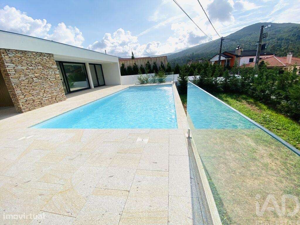 Casa / Villa T3 em Sopo de 350,00 m2 - Grande imagem: 4/13