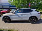 Alfa Romeo Stelvio - 8