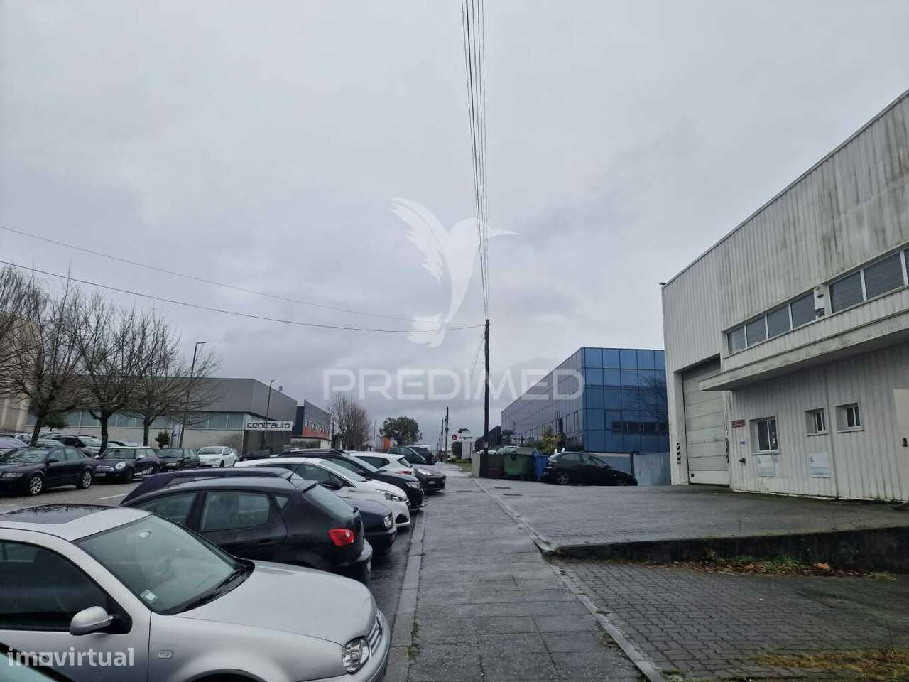 Procura espaço amplo para o seu negócio? Temos o local ideal! - Grande imagem: 5/13