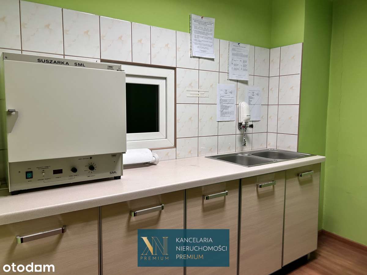 lokal handlowo-usługowy na sprzedaż-0