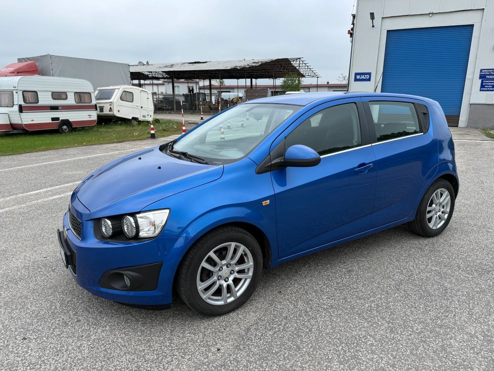 Chevrolet Aveo (Sonic) 1.6 LTZ 2011