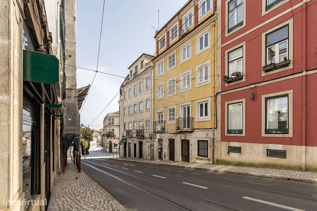 Apartamento T1 à venda em Estrela-18