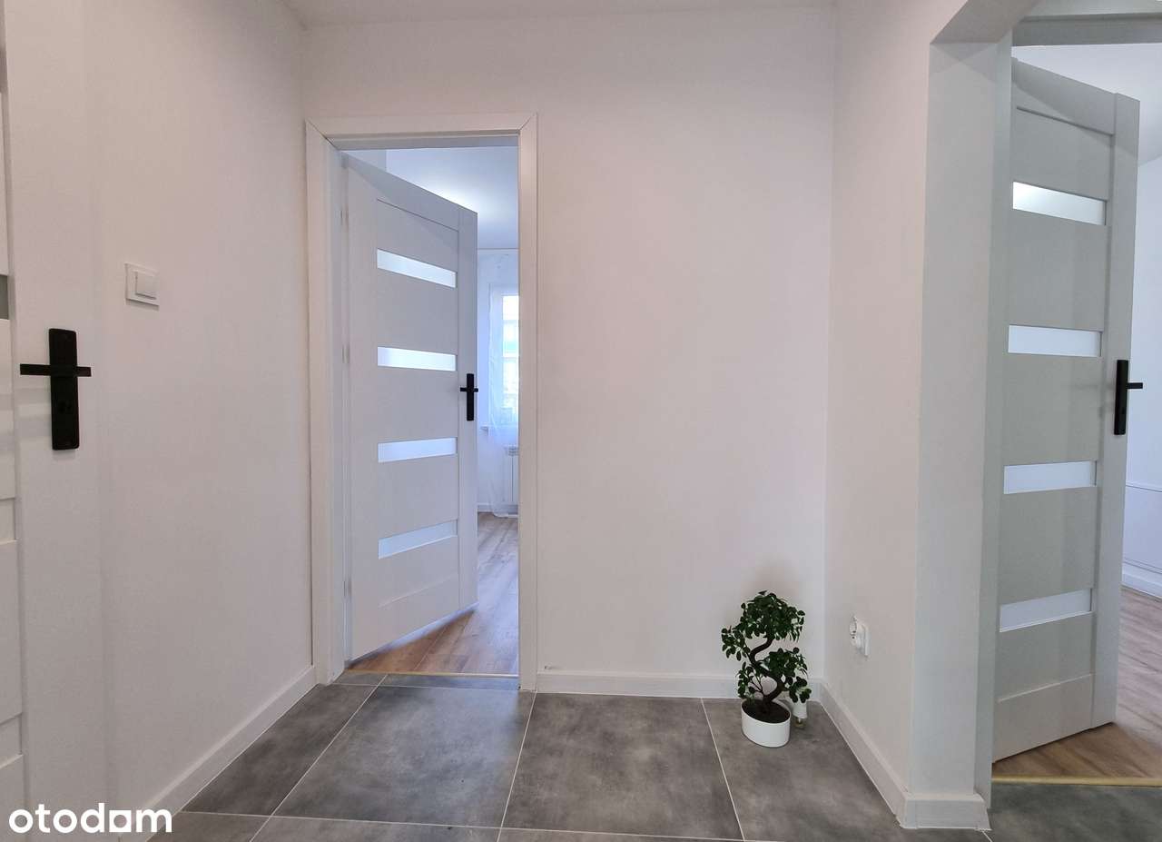 | 1 piętro + duży Balkon | 3x Pokoje | Po remoncie z nowym AGD |-11