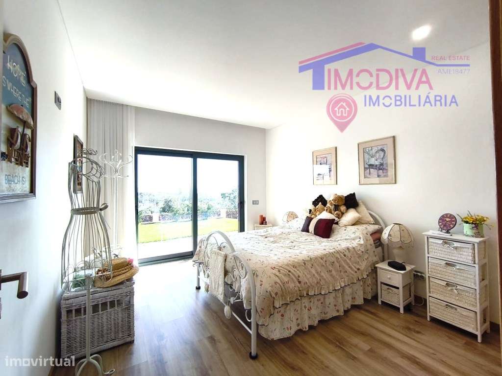 Moradia térrea T3 com garagem em Figueiró dos Vinhos-31