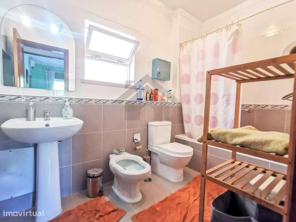 Apartamento T1 para Venda em Alvor com Piscina-6