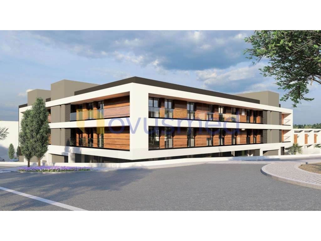 Apartamento T2 Em Albufeira Piscina E Garagem