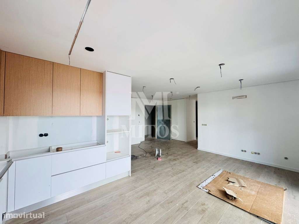 Apartamento T2 para venda na Cidade Nova - Darque - Grande imagem: 2/11