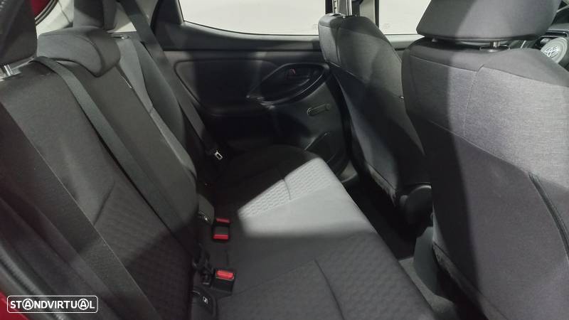 Toyota Yaris 1.0 VVT-i Comfort Plus - 7