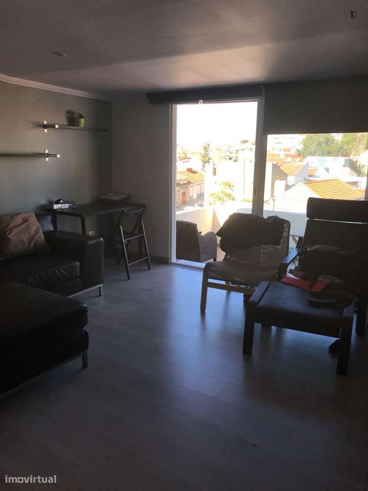 Quarto - localizado em Campolide Lisbon - Grande imagem: 5/18