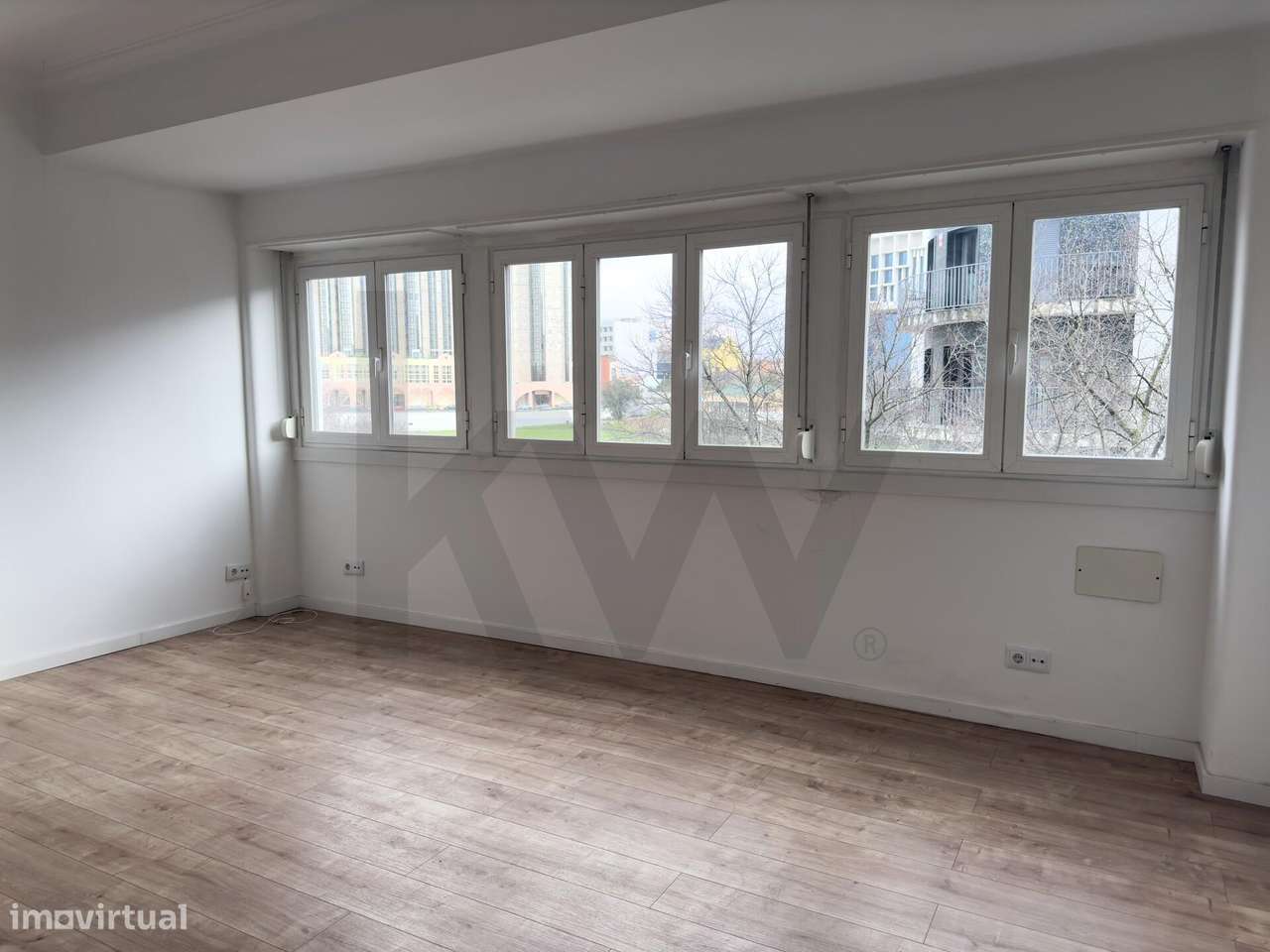 Apartamento T1 em Campo de Ourique - Grande imagem: 5/26