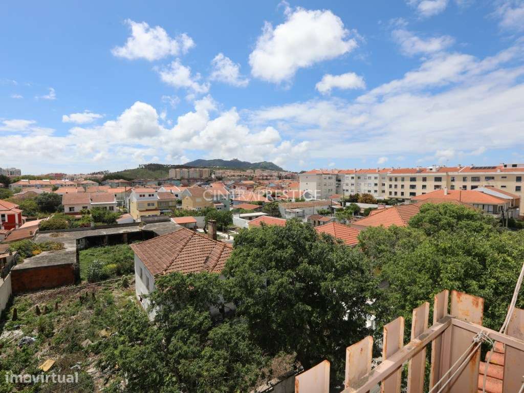 T2 Totalmente Remodelado com Terraço de 20 m² - Algueirão-Mem Martins-7