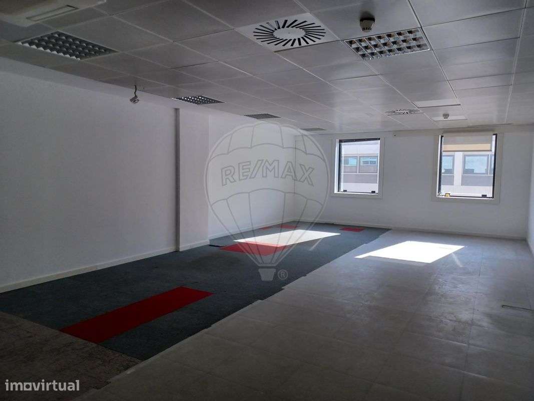 Escritório  para arrendamento - Grande imagem: 5/10