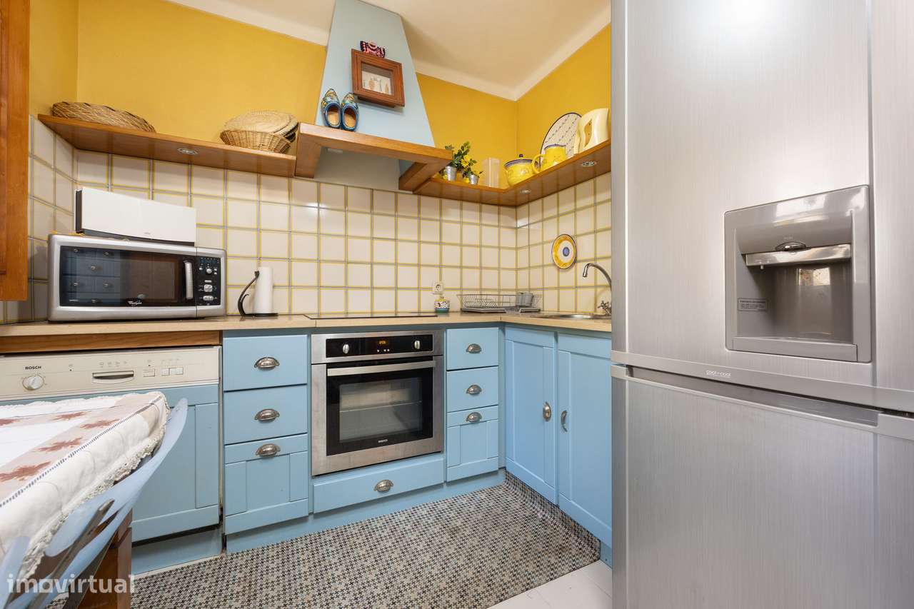 Moradia T2+2 | Piscina e Jardim | Vista Rio Zezêre | Dornes-8