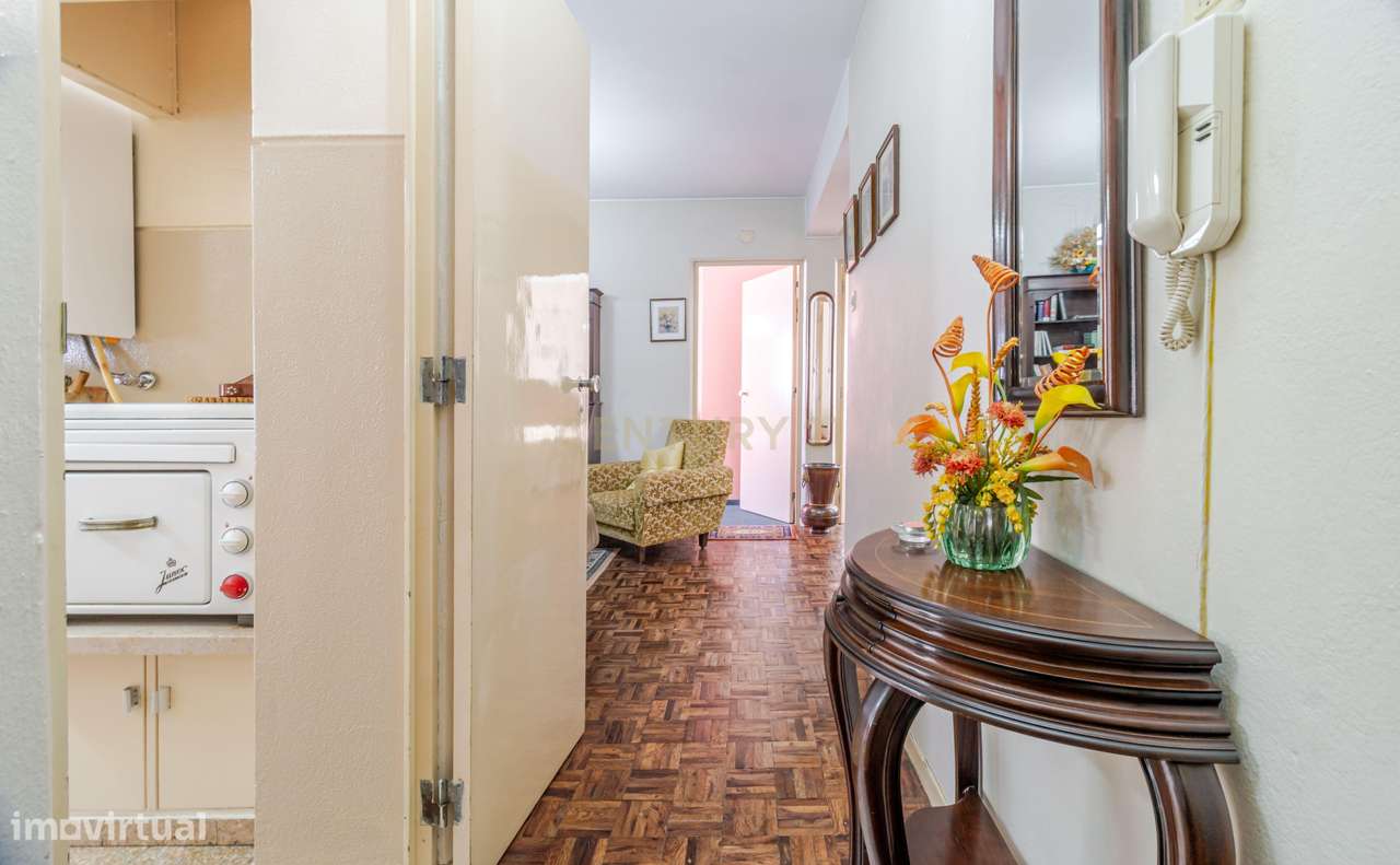 Apartamento T3 em Setúbal  e Boa Exposição Solar-2