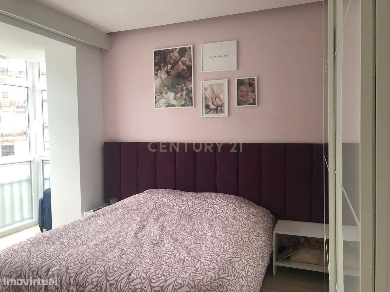 T5 completamente renovado, com 2 Suítes  em zona nobre de Coimbra OPOR-7