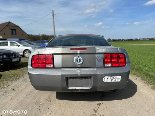 Ford Mustang 4.0 V6 - 34