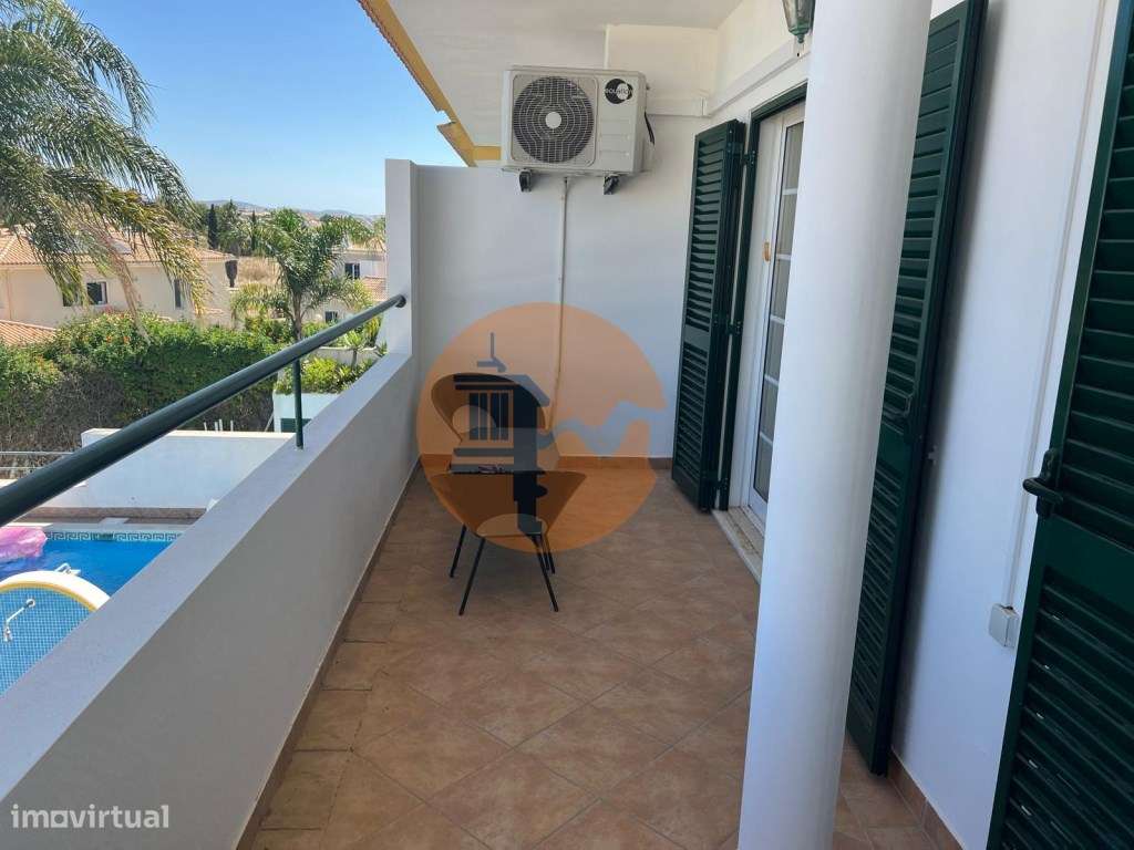 Fantástica Moradia com Piscina para venda-20