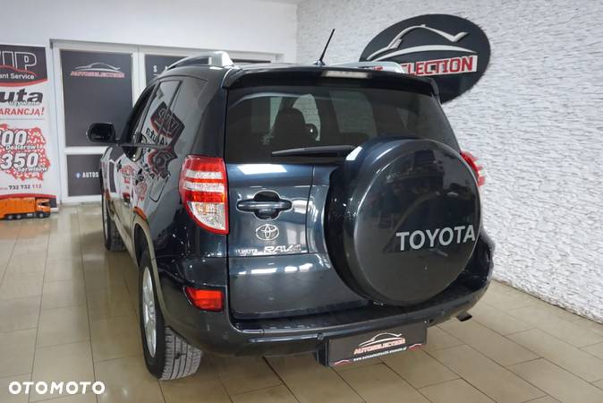 Toyota RAV4 2.2 D-4D 4x4 Travel - 8