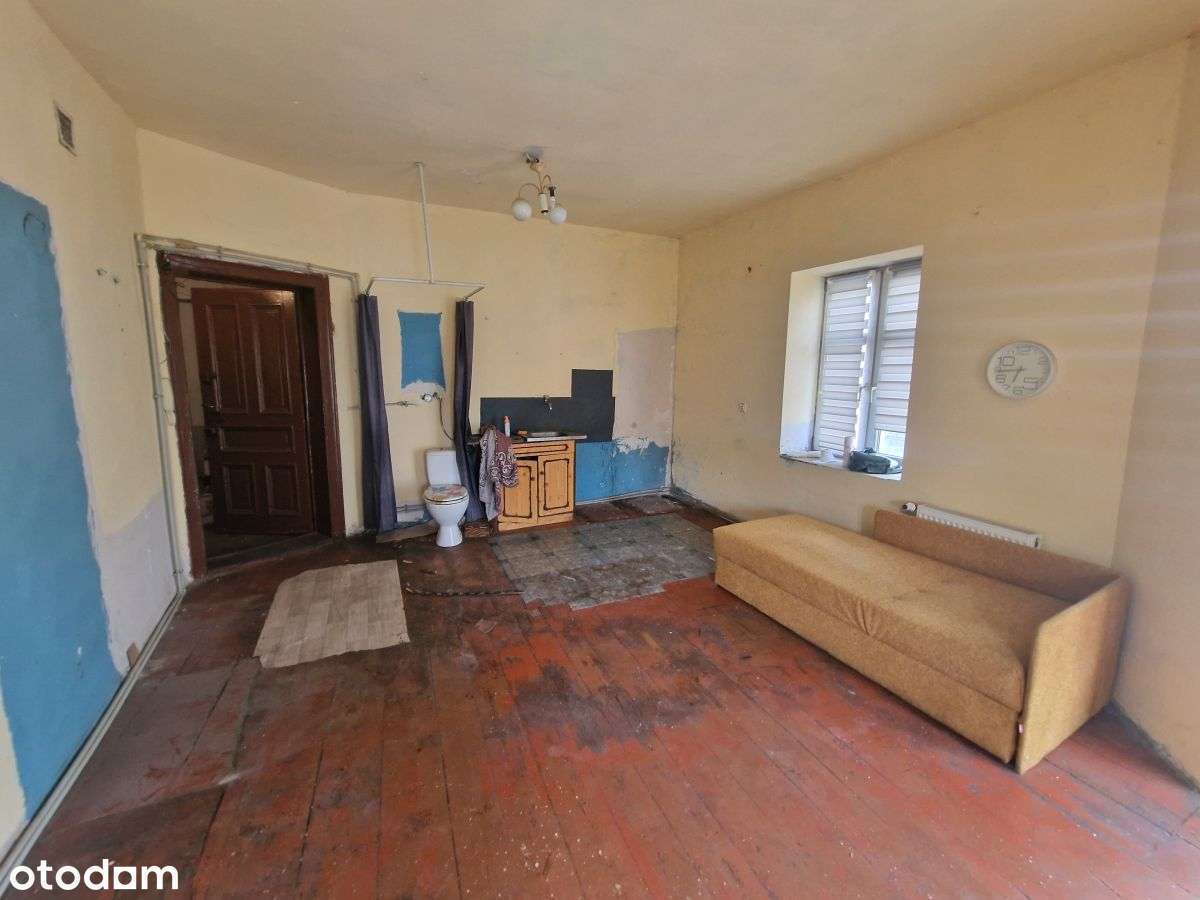 Kamienica z lokalami użytkowymi i mieszkalnymi-10