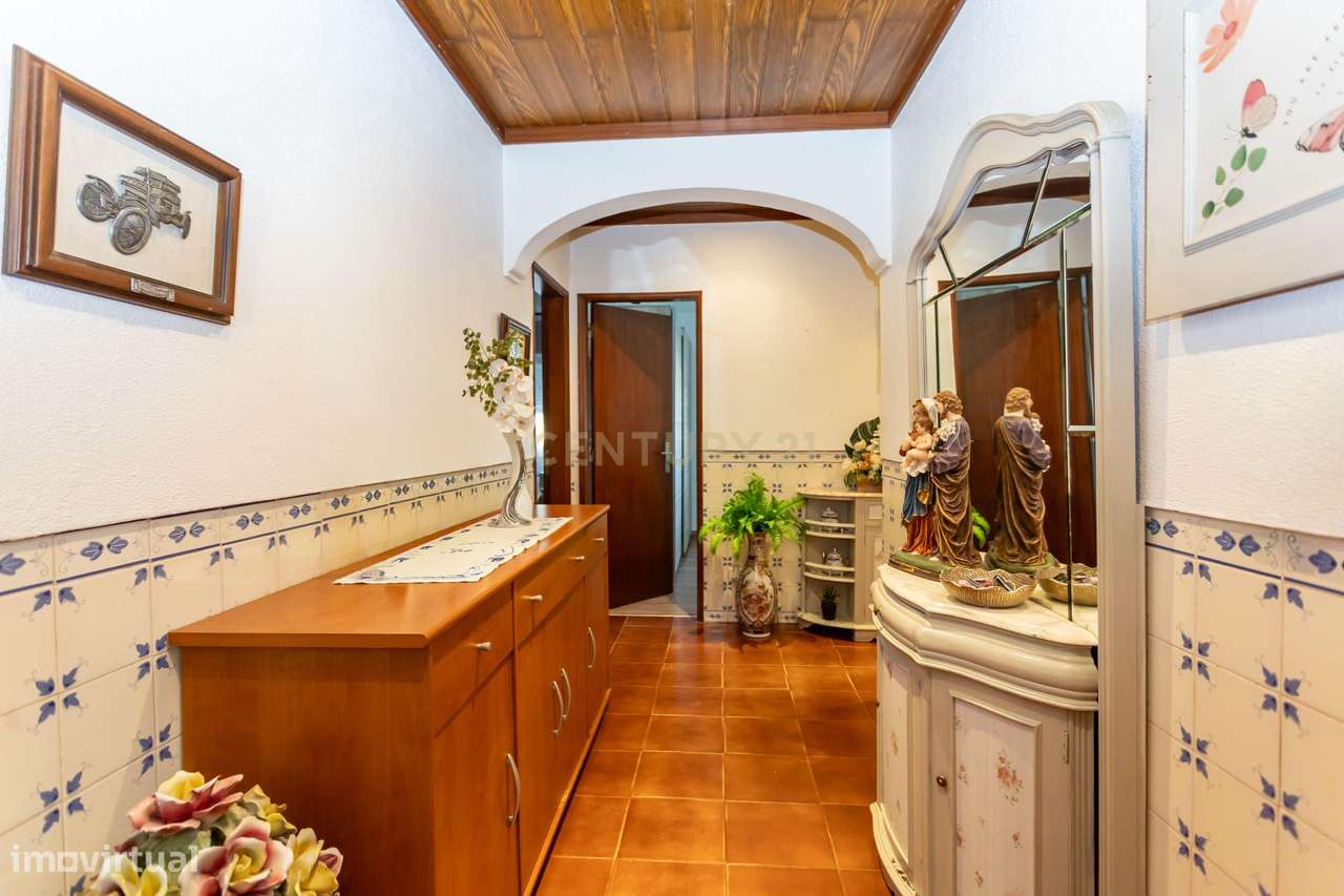 4 assoalhadas  em Padre Nabeto Palmela - Grande imagem: 5/26