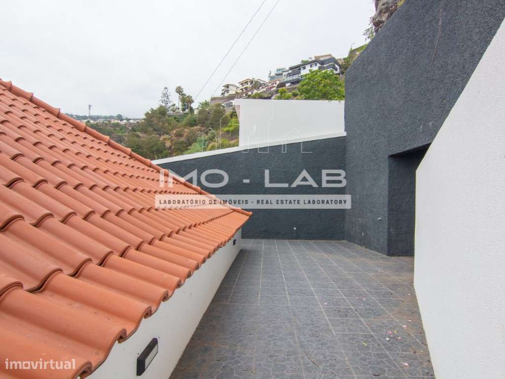 T2 + 2 - RENOVADA - FUNCHAL - ILHA DA MADEIRA-25