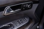 Volkswagen Touran 2.0 TDI DPF DSG Highline - 24