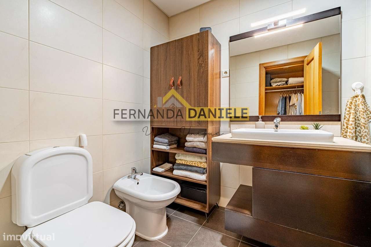 EXCELENTE APARTAMENTO T3 PASSIONISTAS - FEIRA!-24