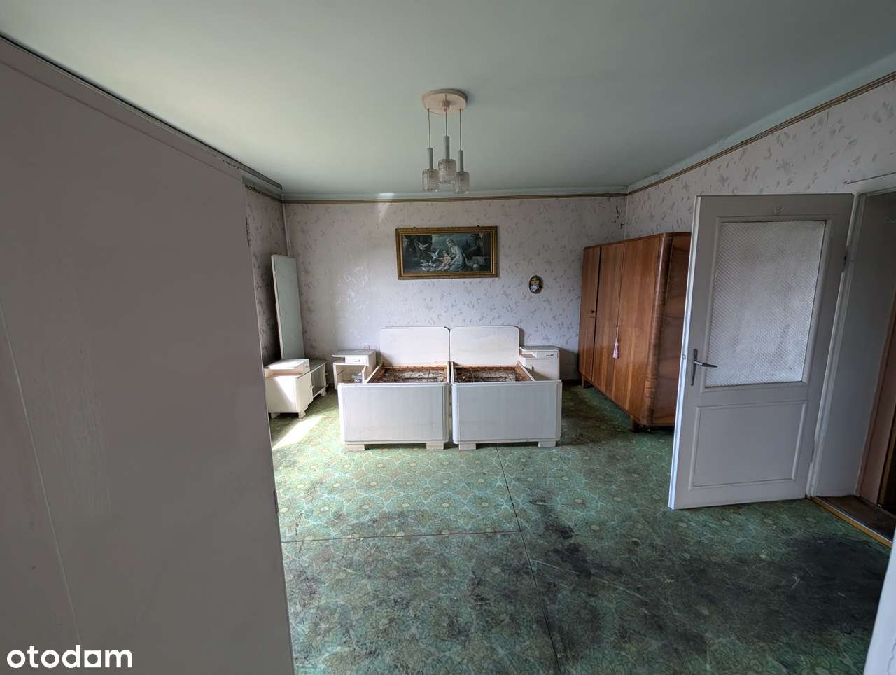 Dom z zapleczem pod działalność-garaże, możliwość 3 mieszkań!-9