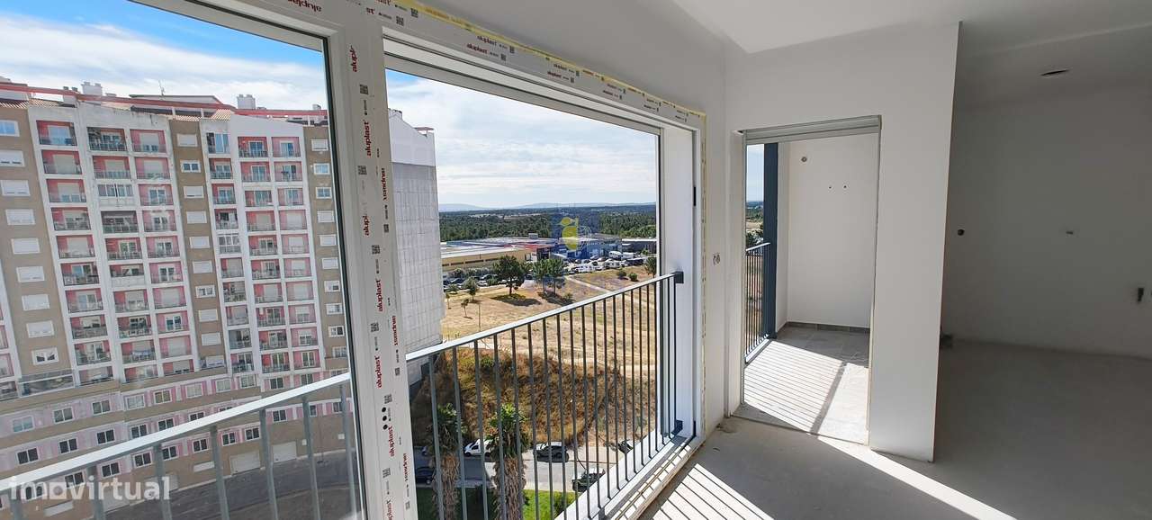 T3 Novo em Santa Marta do Pinhal com Parqueamento - Corroios-23