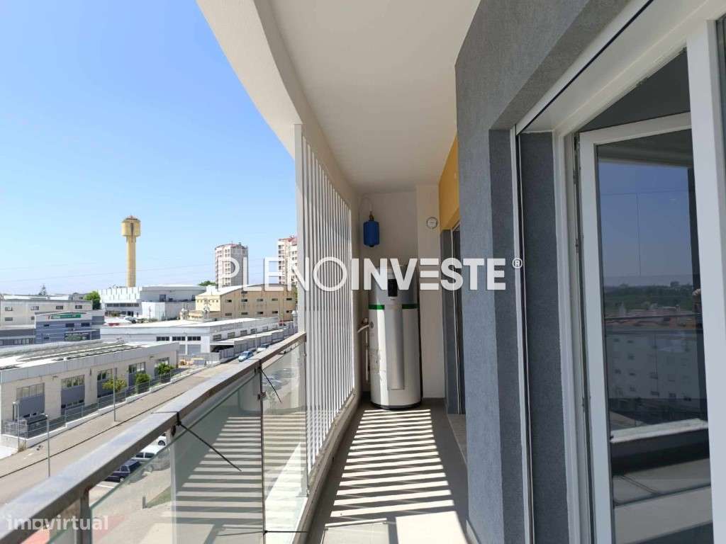 T3 Novo com parqueamento em Santa Marta do Pinhal - Grande imagem: 2/22