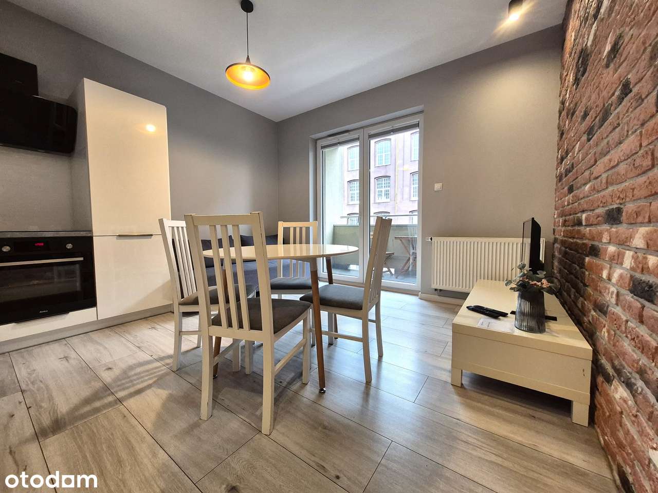 2 pokoje, do wprowadzenia.-4