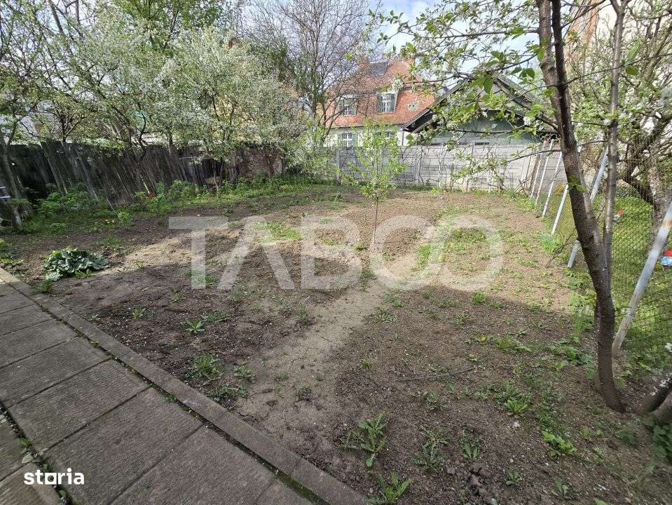 Casa individuala de vanzare teren 972 mp 2 garaje zona Sub Arini Sibiu - Imagine principală: 4/19