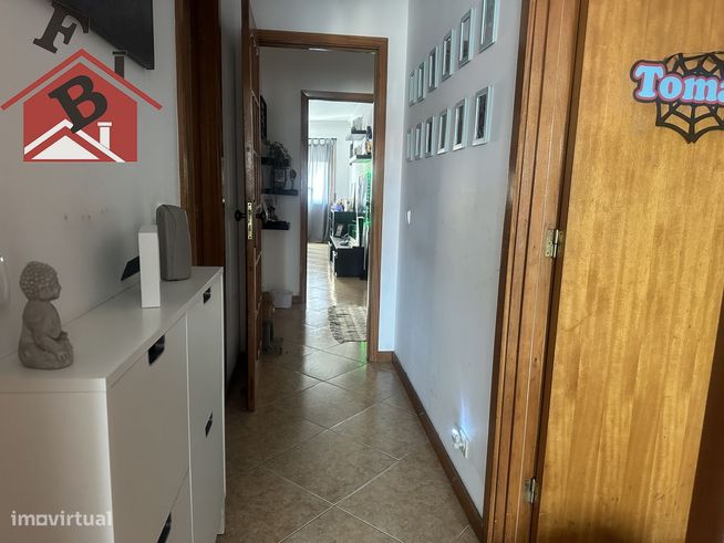 EXCELENTE T2 C/ LAREIRA ÁREA 123M2 SANTA MARINHA 220.000€-16