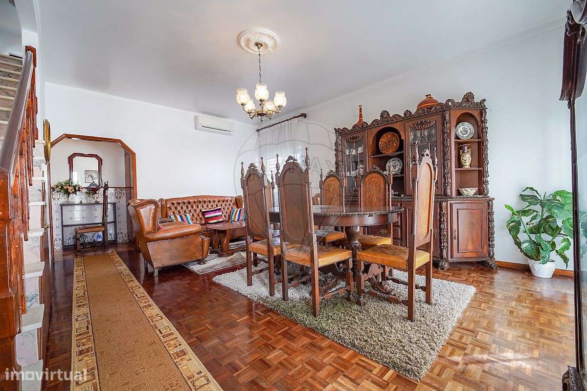 Moradia T6 para venda - Grande imagem: 2/38