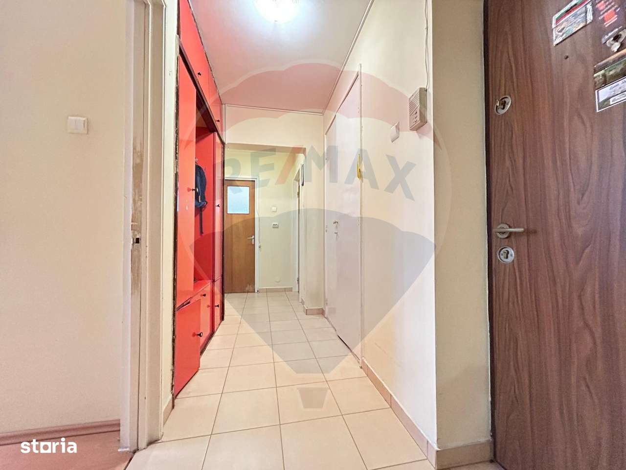 Apartament cu 3 camere de vânzare în zona Drumul Gazarului-2