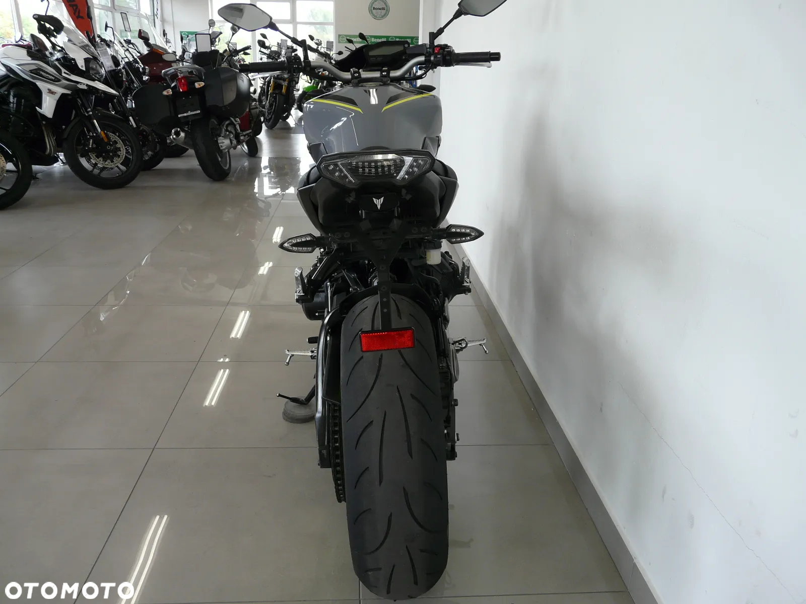 Yamaha MT - 16