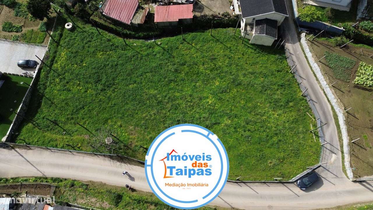 Vende-se terreno rústico com possibilidade de construção-5