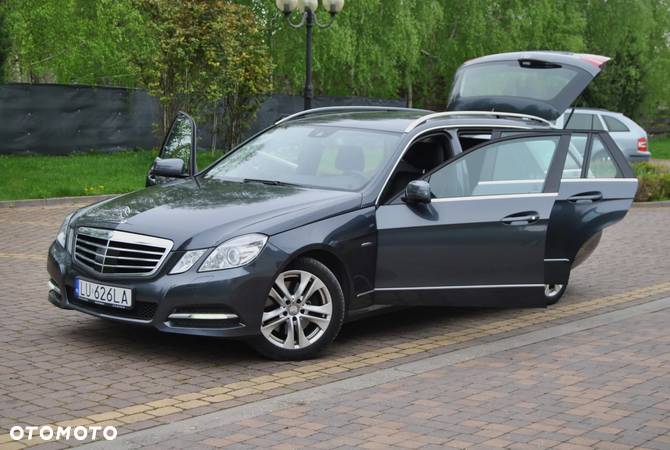 Mercedes-Benz Klasa E 350 T CDI DPF BlueEFFICIENCY 7G-TRONIC - 18