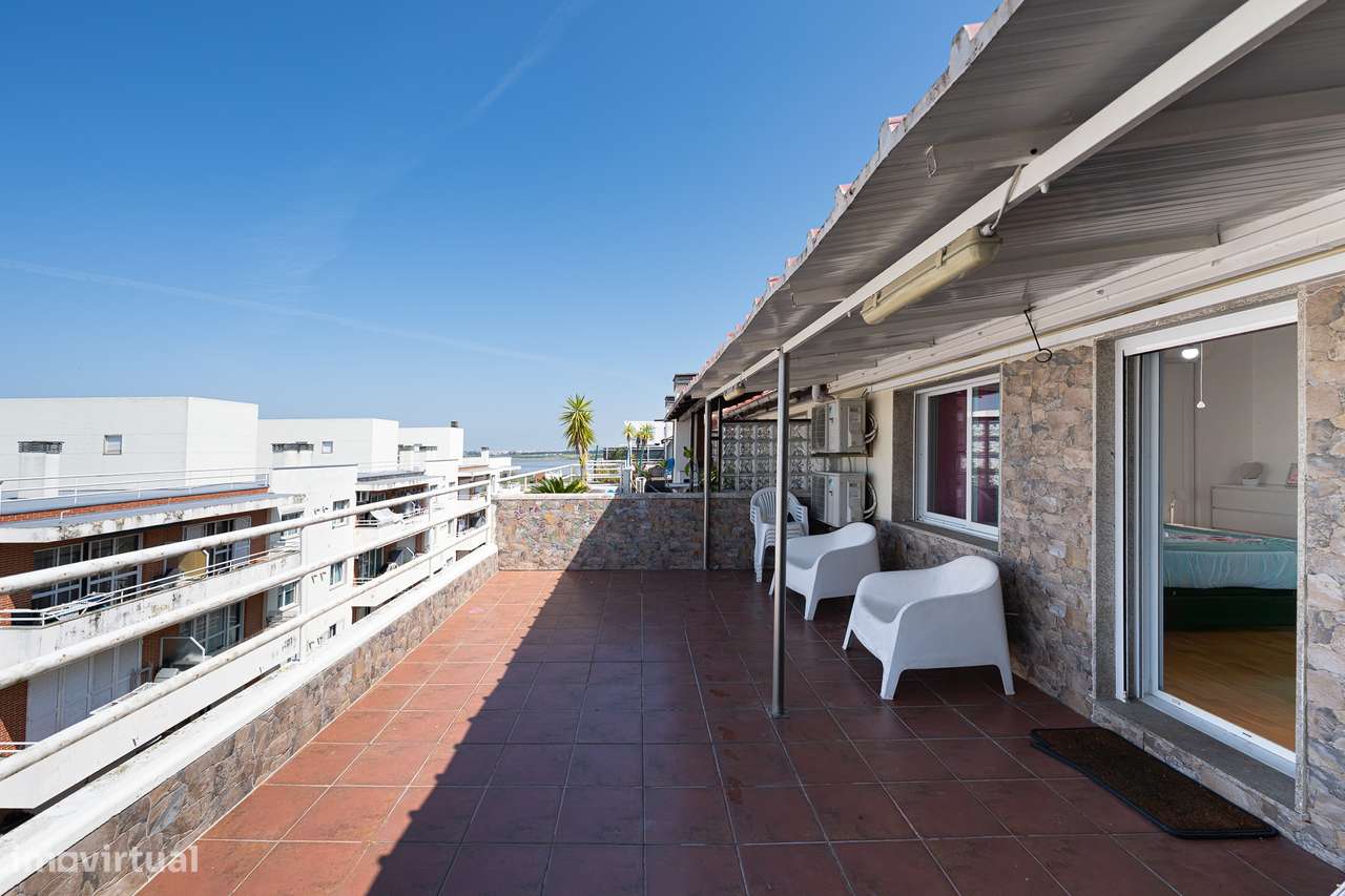 Apartamento T4 DUPLEX Venda em Alhos Vedros,Moita-48