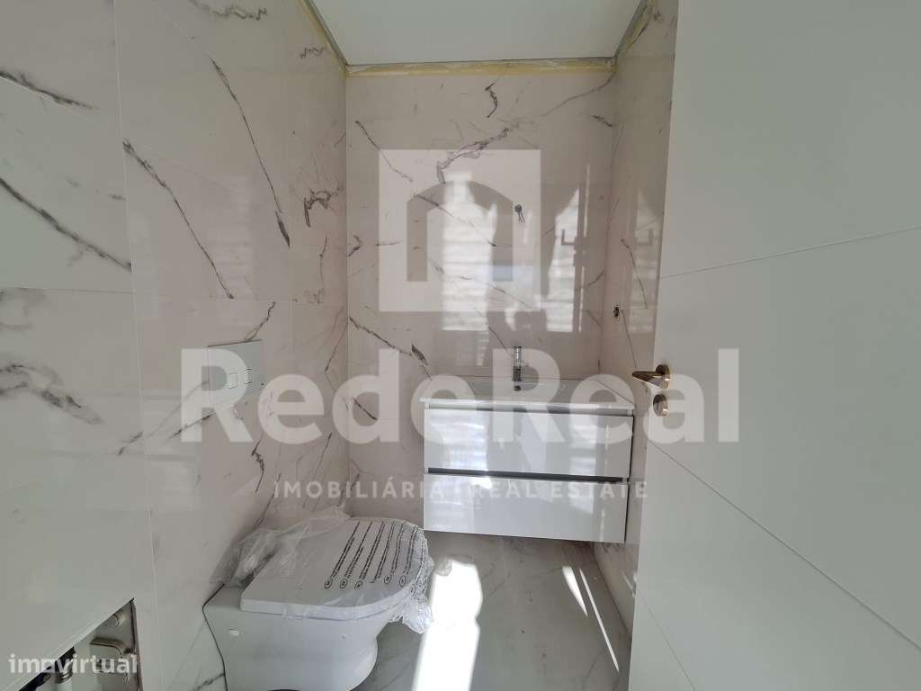 Moradia T3 em construção em Moncarapacho-18