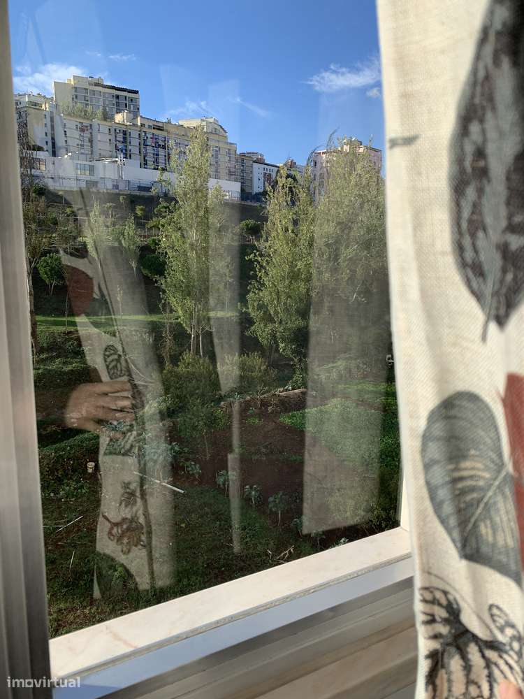 T1 em Queluz e Belas com garagem e varanda - Grande imagem: 4/12