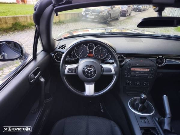 Mazda MX-5 MZR 1.8 Exclusive - 20