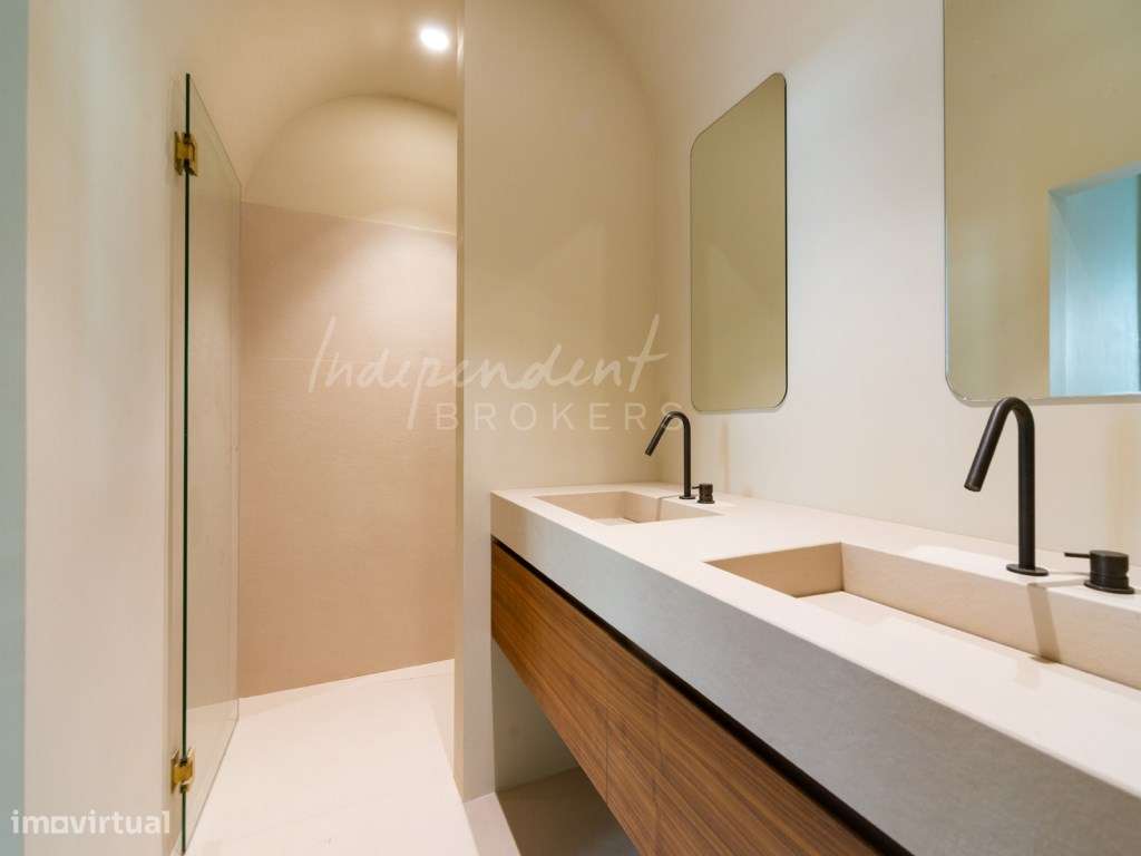 APARTAMENTO T1 - SANTA MARIA MAIOR - Grande imagem: 5/14