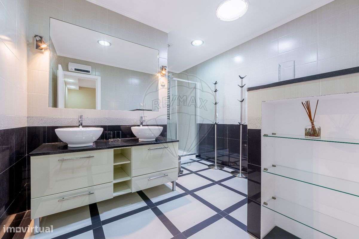 Apartamento T4 para venda-15